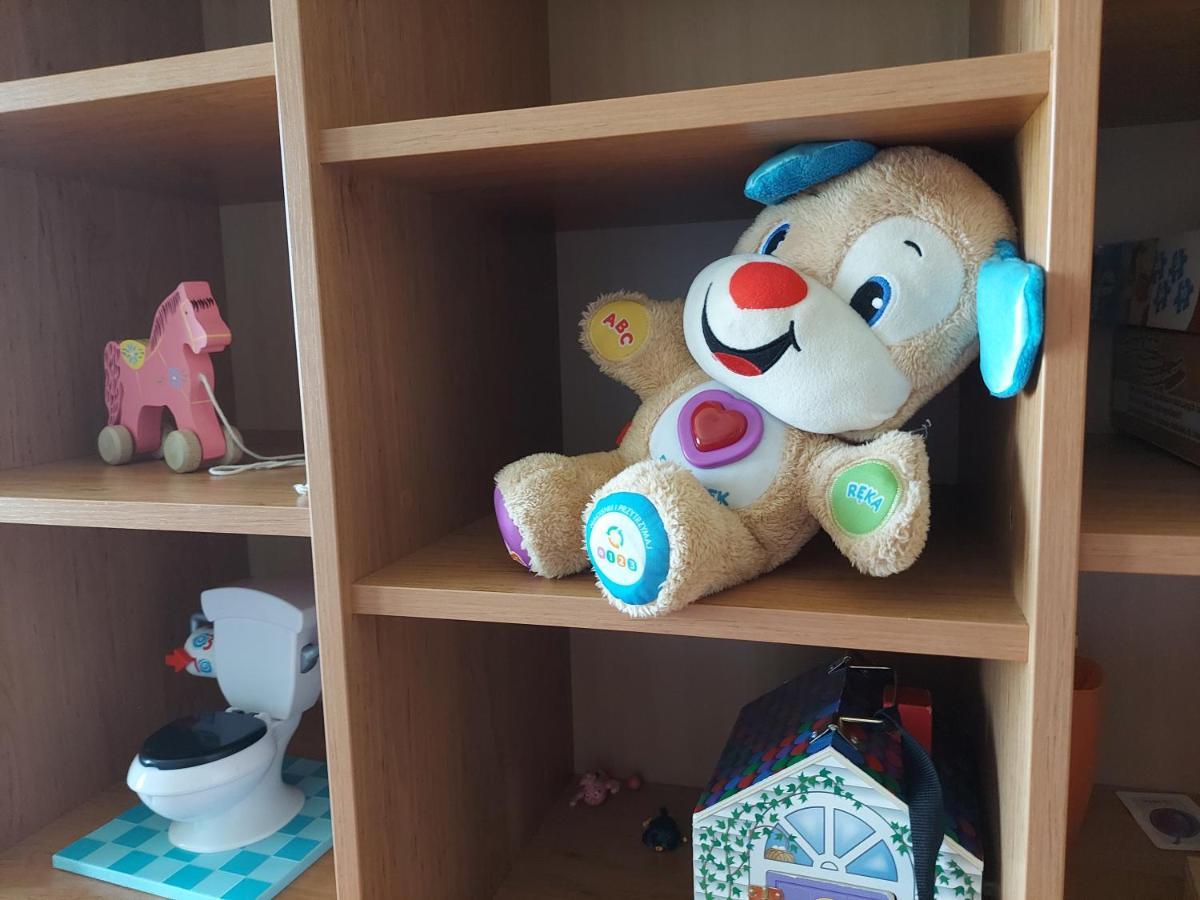 Wygodny Przestronny Apartament Janowskie Blonia Rumia Luaran gambar