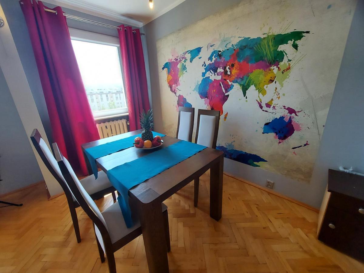 Wygodny Przestronny Apartament Janowskie Blonia Rumia Luaran gambar