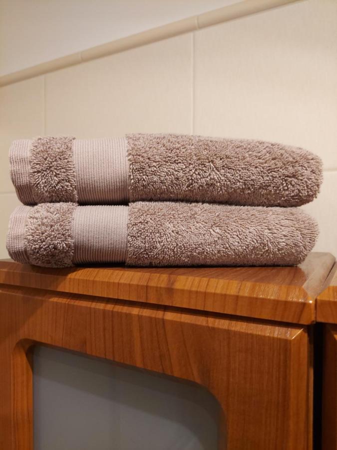 Wygodny Przestronny Apartament Janowskie Blonia Rumia Luaran gambar